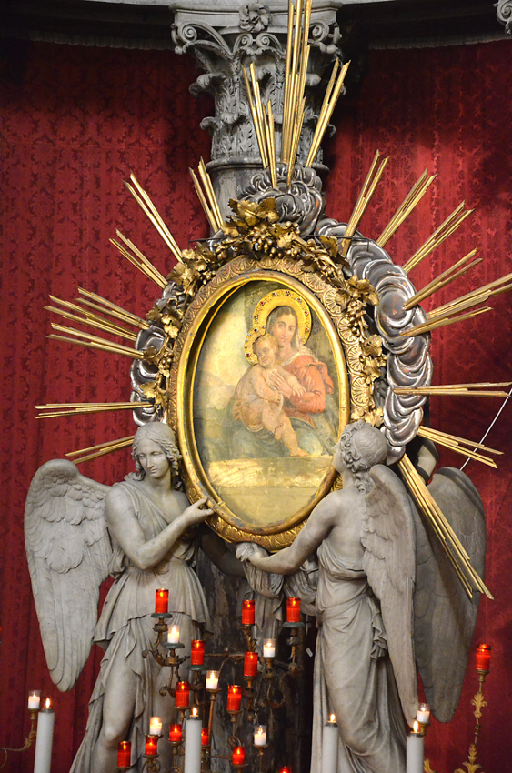 Madonna dei Lumini Madonna dei Lumini