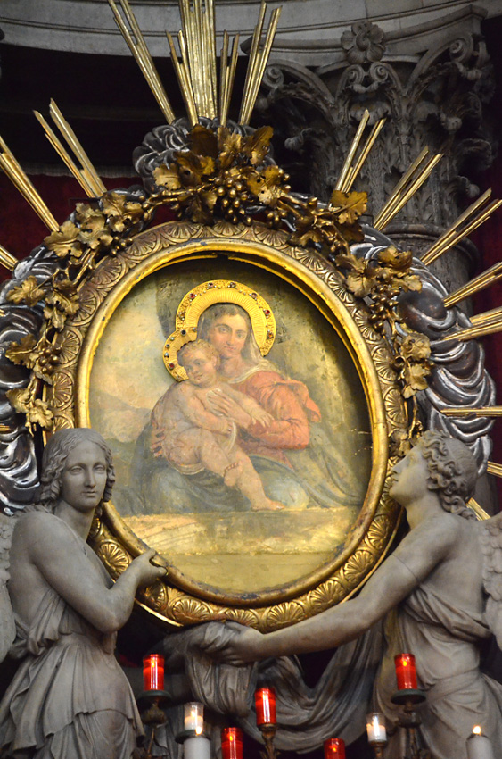 Madonna dei Lumini Madonna dei Lumini